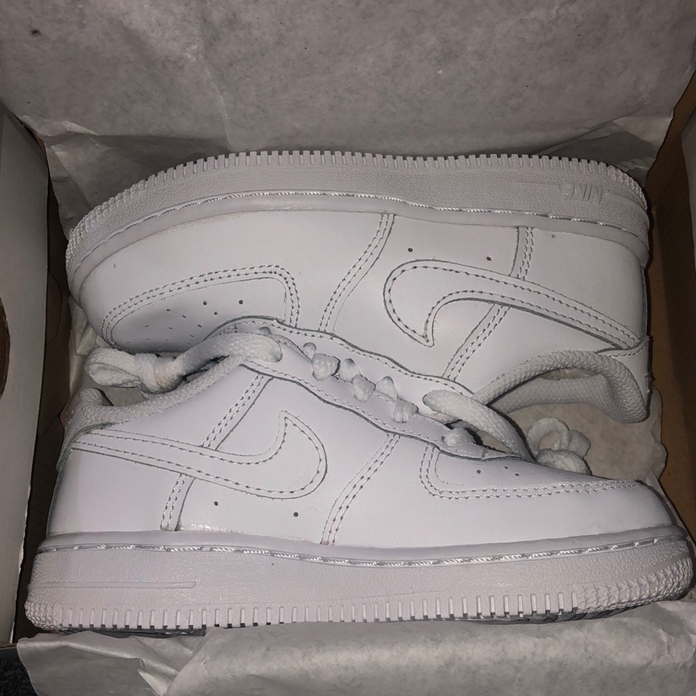 White brand new never ever worn